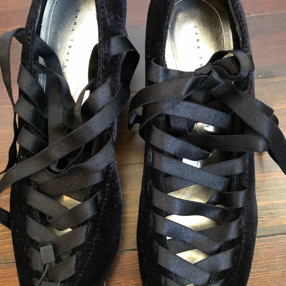 Black velvet Zara block heels - Picture 2 of 6